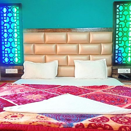 Blooming Star Guest House มันดราโมนี ภายนอก รูปภาพ