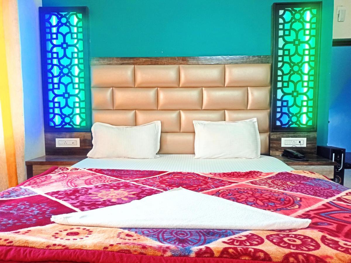 Blooming Star Guest House มันดราโมนี ภายนอก รูปภาพ